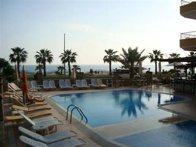 Akya Apartmanhotel 4*