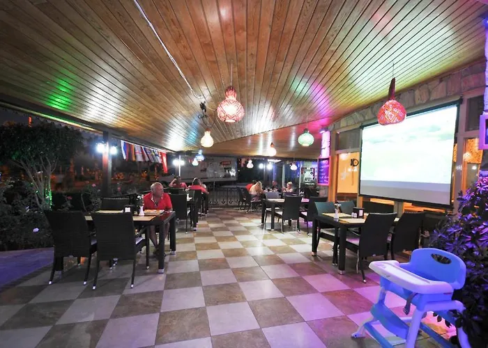 Akya Apartmanhotel 4*