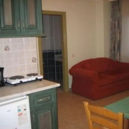 Akya Aparthotel
